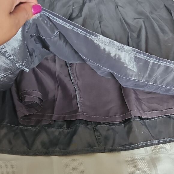 Chic Gray A-Line Skirt with Full Silhouette - Picture 12 of 16